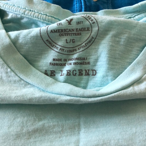 Men’s AE legend t shirts - Picture 4 of 4